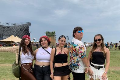 MDZol | Lollapalooza Argentina 2025: los impactantes looks Foto: Nicolás Colman/MDZ