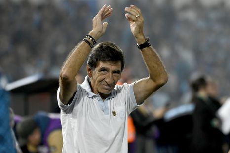 La chicana de Gustavo Costas a Boca, Independiente y San Lorenzo. La chicana de Gustavo Costas a Boca, Independiente y San Lorenzo.