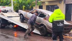 Autos abandonados en Luján de Cuyo. Autos abandonados en Luján de Cuyo.