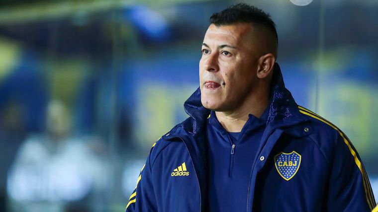 Jorge Almirón espera sacar una ventaja en la ida de Libertadores. Foto: Archivo