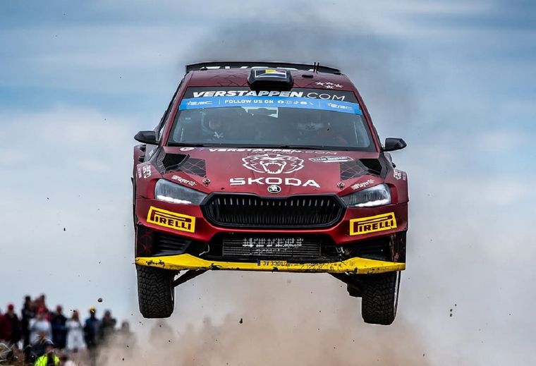 El papá de Max Verstappen, Jos, corre en el Campeonato Europeo de Rally