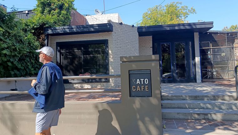 El tradicional Kato Café cerró. Foto: Walter Moreno/Mdz