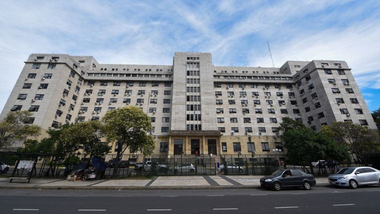 Los mecanismos de reparto de obras públicas funcionaban aceitadamente en salitas reservadas de las cámaras gremiales empresarias. Los mecanismos de reparto de obras públicas funcionaban aceitadamente en salitas reservadas de las cámaras gremiales empresarias.