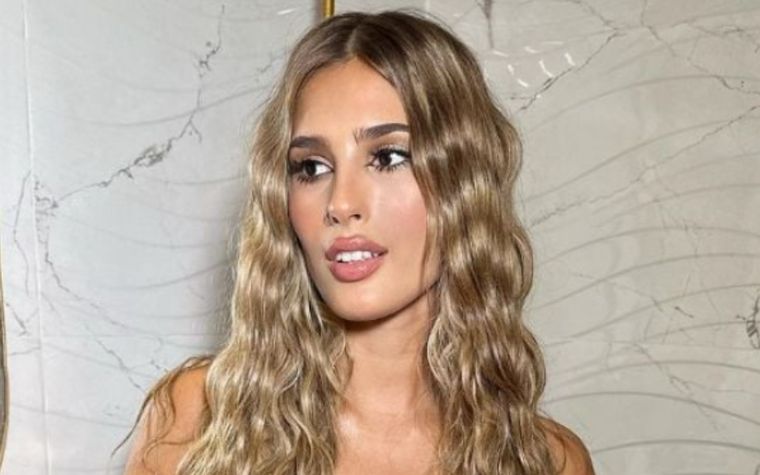 Julieta Poggio y Grego Rossello explicaron cuál fue el fin de la foto que se sacaron juntos Foto: Instagram @poggiojulieta