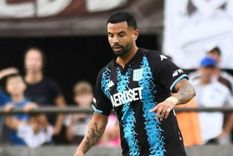 Cardona volvió con gol y Racing sigue puntero. Cardona volvió con gol y Racing sigue puntero.