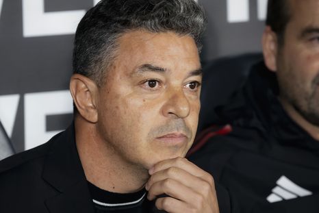 Mano dura de Gallardo en River: borró a dos futbolistas de la lista de River para enfrentar al Decano. ¿Por qué?