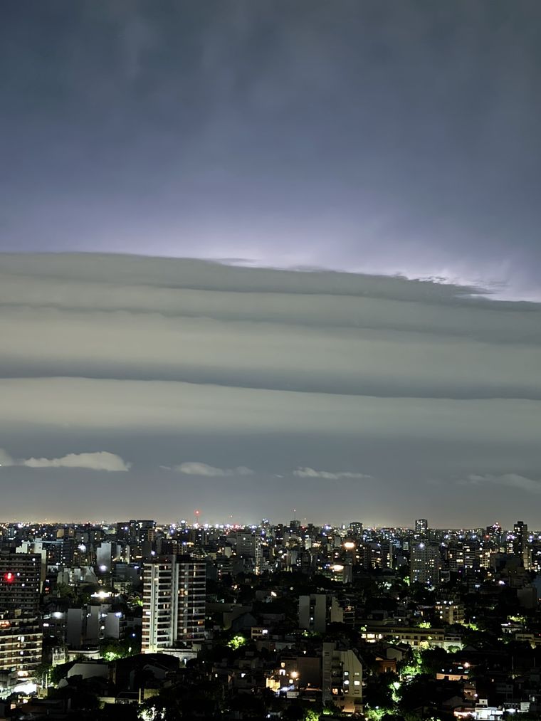 El temporal llegando a la Ciudad de Buenos Aires Foto: X