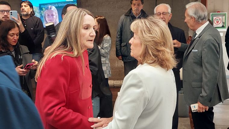 Adriana García y Esther Sánchez.