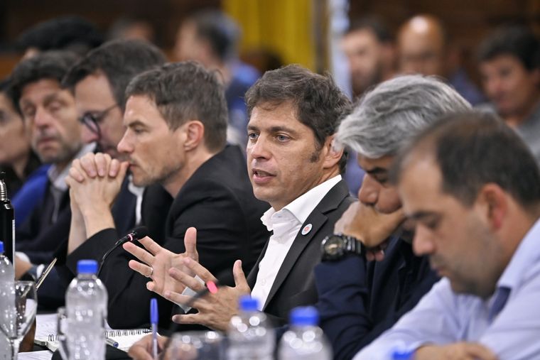 Axel Kicillof irá a la Corte para reclamar los fondos que le recortaron a la provincia de Buenos Aires