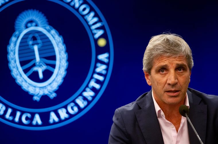 Caputo habló en conferencia de prensa sobre el acuerdo con el FMI. Foto: Télam