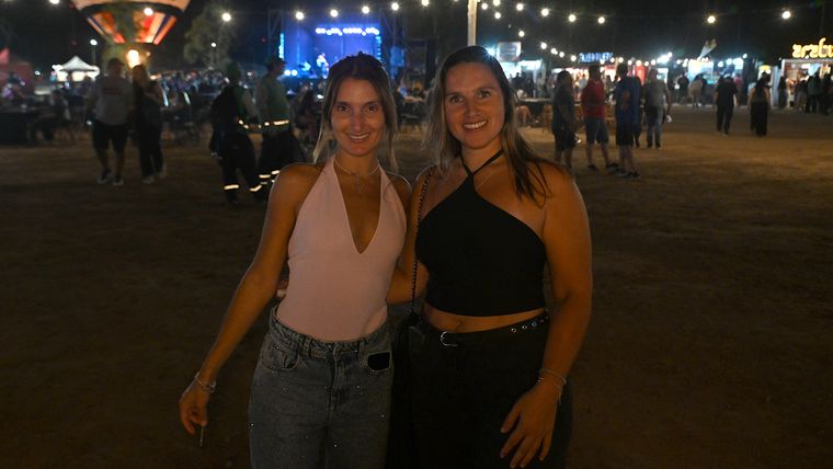 Florencia y Julieta. Florencia y Julieta.