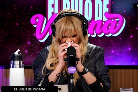 La conductora dejó ver su emoción ante un tema delicado. Créditos: Captura / Carnaval Stream La conductora dejó ver su emoción ante un tema delicado. Créditos: Captura / Carnaval Stream