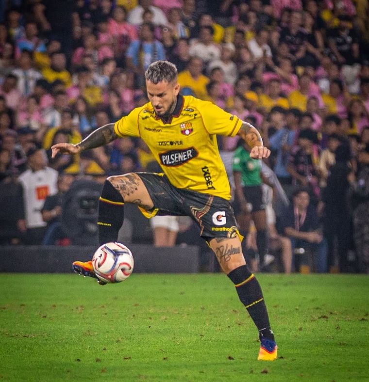 Pipa Benedetto volverá a la Bombonera tras su salida de Boca. Pipa Benedetto volverá a la Bombonera tras su salida de Boca.