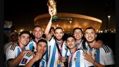 La foto de los siete riverplatenses campeones en Qatar. La foto de los siete riverplatenses campeones en Qatar.