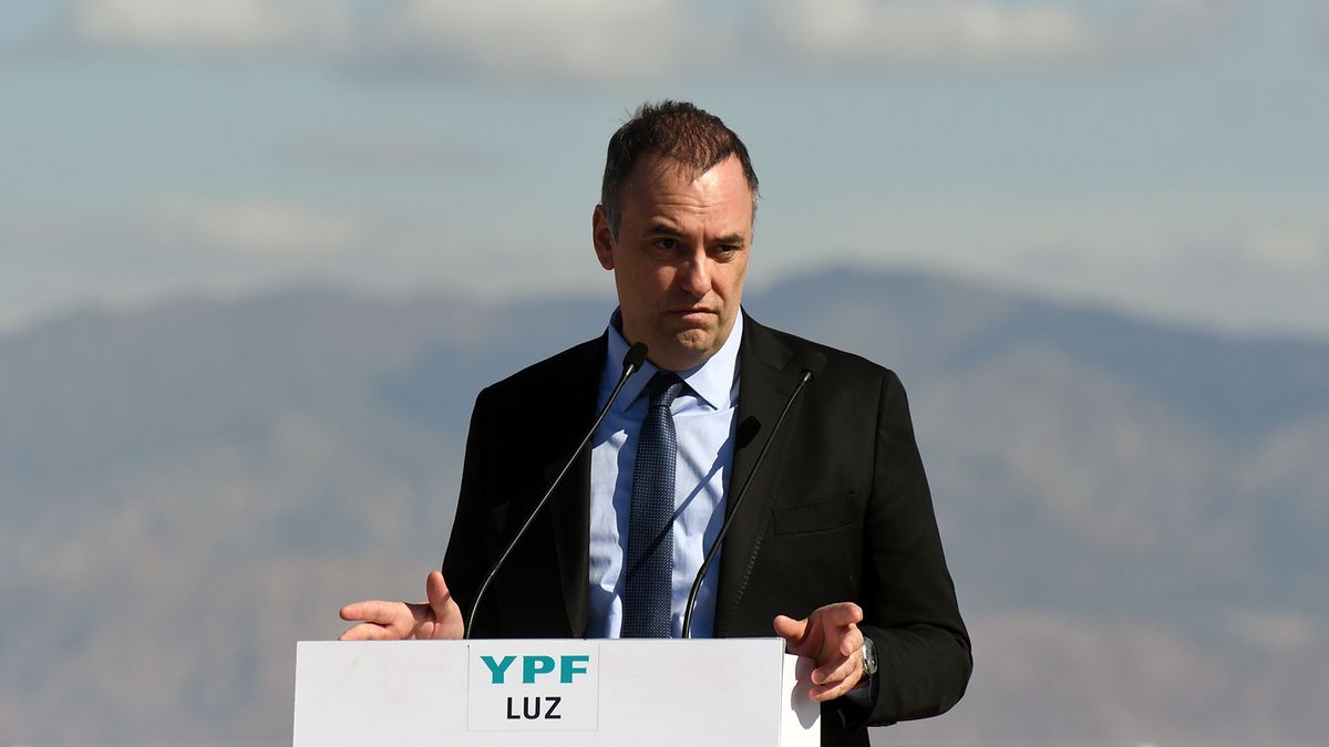 Manuel Adorni define su declaración jurada, pero está muy cerca de una indagatoria 