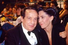 Roberto Gómez Bolaños y Florinda Meza La afamada pareja se casó en 2004 Foto: ARCHIVO