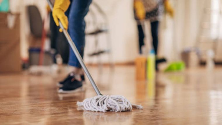 Con este truco el piso se secará más rápido. Foto: Shutterstock