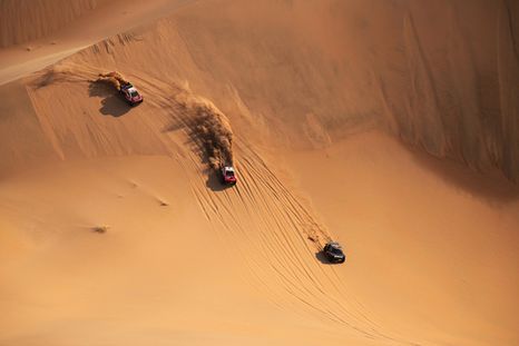 Al-Attiyah toma el control rumbo al título. Al-Attiyah toma el control rumbo al título.