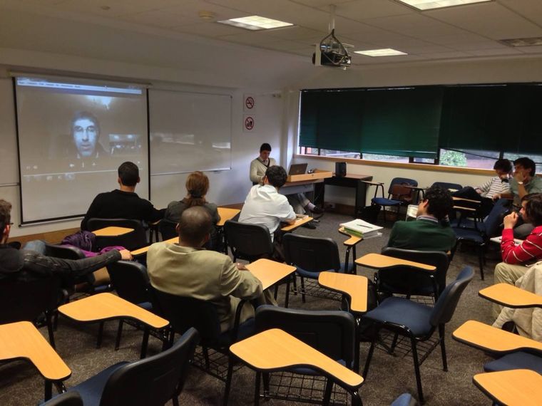 Los alumnos tuvieron sexo durante una teleconferencia