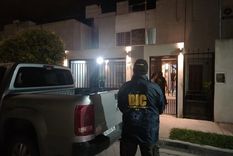 Una empleada administrativa fue detenida en Salta acusada de validar aptos médicos sin controles psicofísicos reales para la obtención de licencias de conducir.