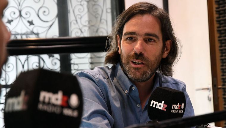 Nicolás Del Caño, diputado nacional del Frente de Izquierda Unidad en MDZ Radio. Foto: Santiago Tagua/MDZ
