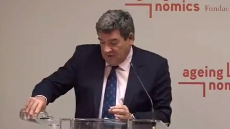 El video del ministro español dio la vuelta al mundo. Foto: Captura de pantalla
