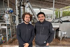 Tomás Karagozian y Valentino Romano, dos de los creadores de La Fábrica Podcast y referentes jóvenes de la industria argentina. Tomás Karagozian y Valentino Romano, dos de los creadores de La Fábrica Podcast y referentes jóvenes de la industria argentina.