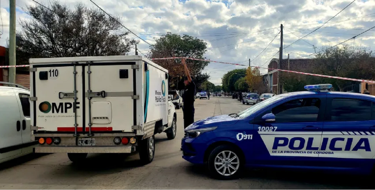 La escena tras el crimen y el suicidio Foto: Gentileza