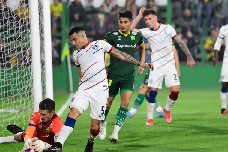 San Lorenzo y Defensa terminaron 0-0.