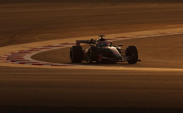 A Pierre Gasly le funcionó mejor el auto que a Colapinto y pudo sumar mucho más recorrido que el argentino, 49 vueltas, con un tiempo que lo ubicó octavo. 