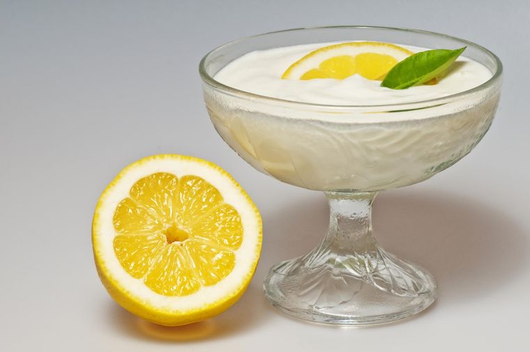 Mousse de limón Una receta simple y deliciosa para hacer en pocos pasos. Foto: Eva López