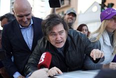 El índice de confianza en la gestión de Milei cayó un 13.6%, según la Universidad Torcuato di Tella. El índice de confianza en la gestión de Milei cayó un 13.6%, según la Universidad Torcuato di Tella.