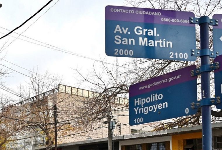 Se modificó la circulación entre Capital y Godoy Cruz por el comienzo de la remodelación integral de calle Hipólito Yrigoyen.