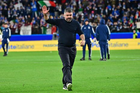 Gennaro Gattuso se despidió de la Selección de Italia. Gennaro Gattuso se despidió de la Selección de Italia.