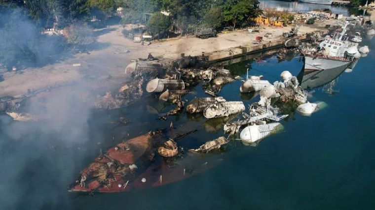 Israel está destruyendo la fuerza naval siria. Foto: BBC