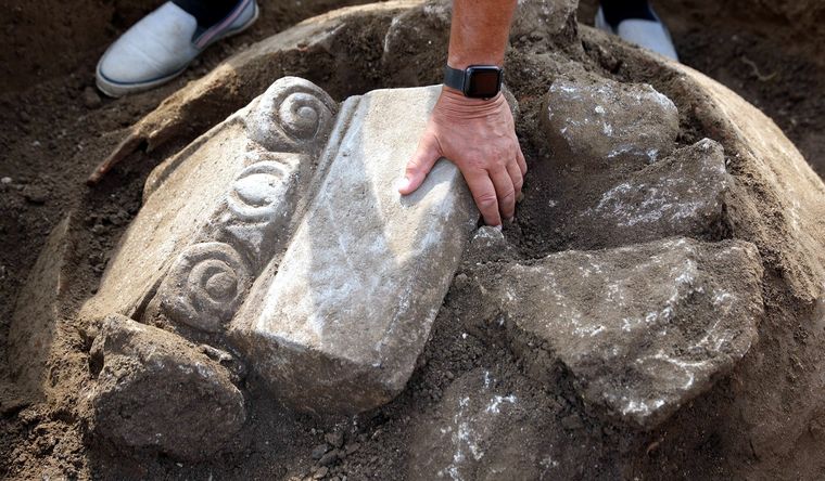 arqueología sinagoga Rusia Parte de los restos hallados en Rusia. Foto: Efe.