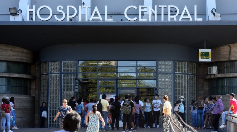 Las esperas para acceder al sistema superan las tres o cuatro horas