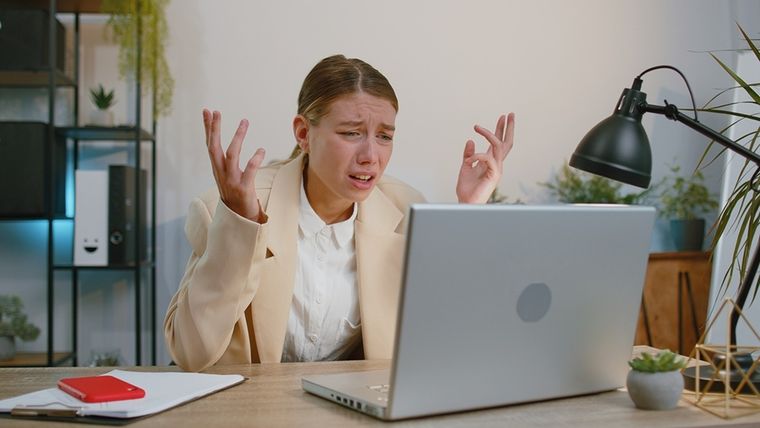 Estos signos odian las redes sociales porque ahí es donde ven los éxitos de los demás. Foto: Shutterstock