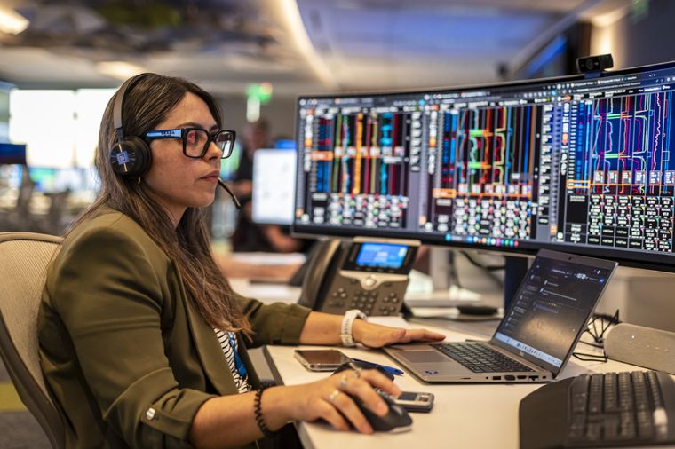 La mejor inversión del año fue YPF Foto: Prensa YPF