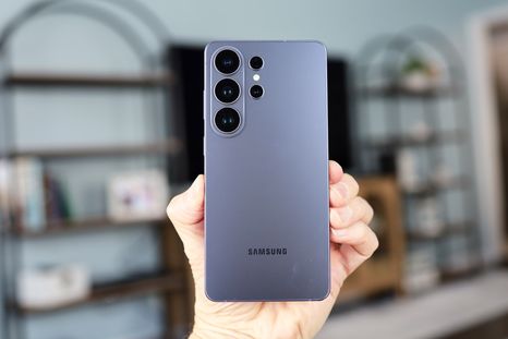 El futuro Galaxy S26 de Samsung revoluciona la conectividad al permitir el uso de AirDrop. El futuro Galaxy S26 de Samsung revoluciona la conectividad al permitir el uso de AirDrop.