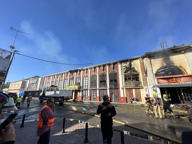 Así quedó la fachada del edificio. Foto: Twitter @Ballesta_Murcia