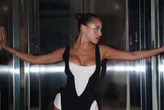 Emilia Mernes y la fuerza de la moda sin tiempo. Emilia Mernes y la fuerza de la moda sin tiempo.