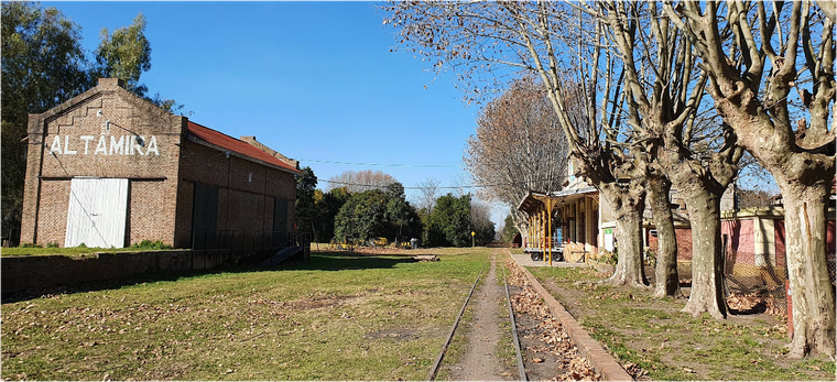 En Altamira, los viñedos sumaron una nueva identidad a un pueblo históricamente ligado al tren y al campo. En Altamira, los viñedos sumaron una nueva identidad a un pueblo históricamente ligado al tren y al campo.