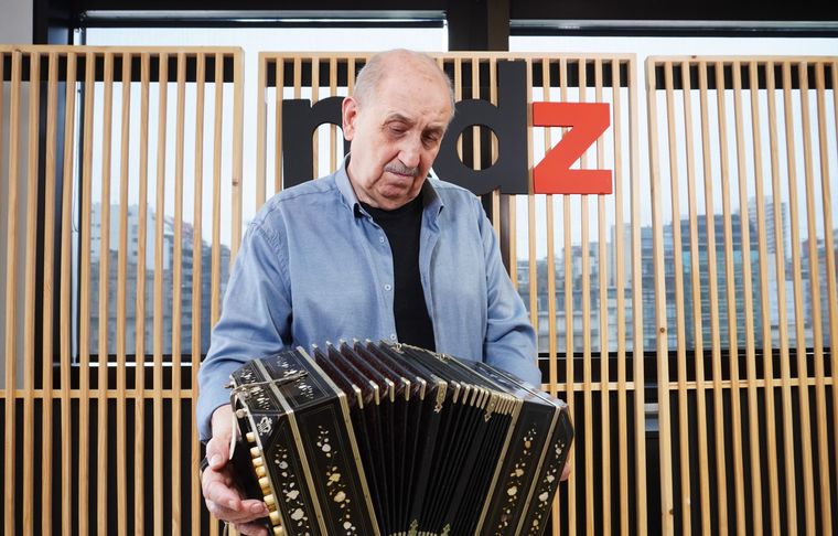 Carlos Buono, compositor y bandoneonista