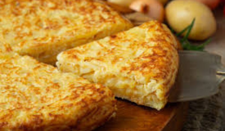 Receta auténtica de tortilla española: sabor casero en tu mesa Foto: Shutterstock