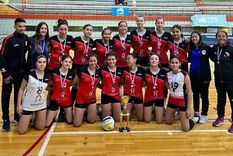 Maipú se consagró en damas