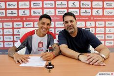 Enzo ya firmó su contrato con el Pincha. Foto: @EdelpOficial