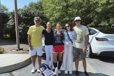 Manuel Caracotche junto a su familia. Foto: Gentileza: familia Caracotche