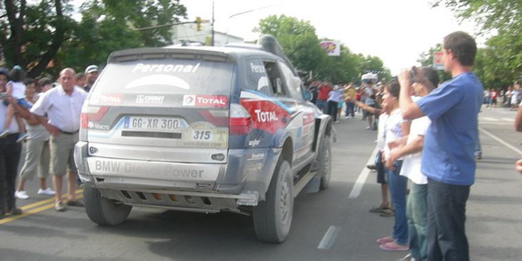 Orly Terranova fue ovacionado en su paso por Tunuyán.