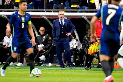 Ancelotti respondió sobre el reclamo de la hinchada brasileña por Neymar. Ancelotti respondió sobre el reclamo de la hinchada brasileña por Neymar.